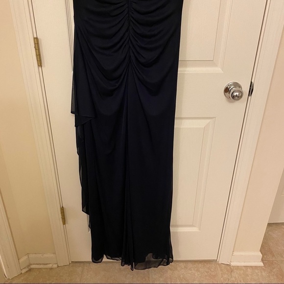 XSCAPE Beaded-Detail Sheer embellished neckline Jersey Knit Gown in Navy Size 8 - Picture 11 of 12